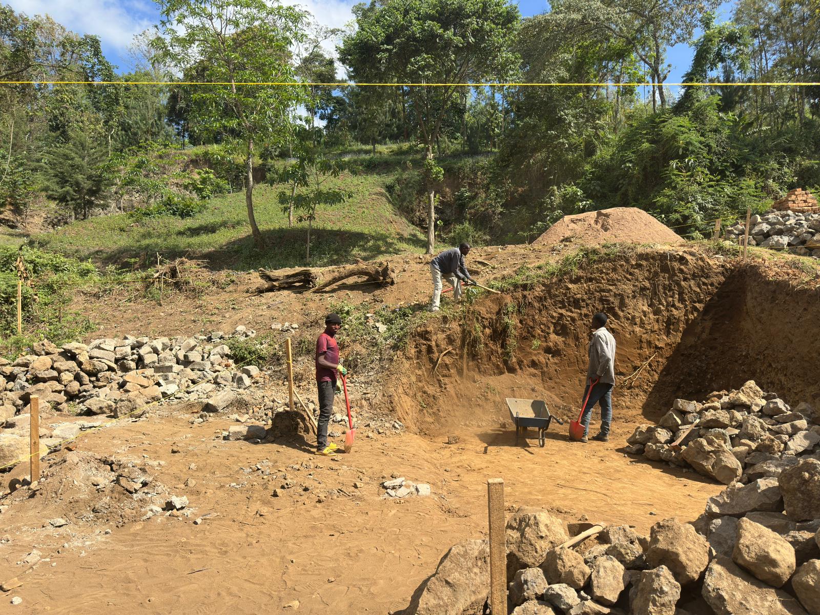 Bodenarbeiten und Erdaushub für das Fundament